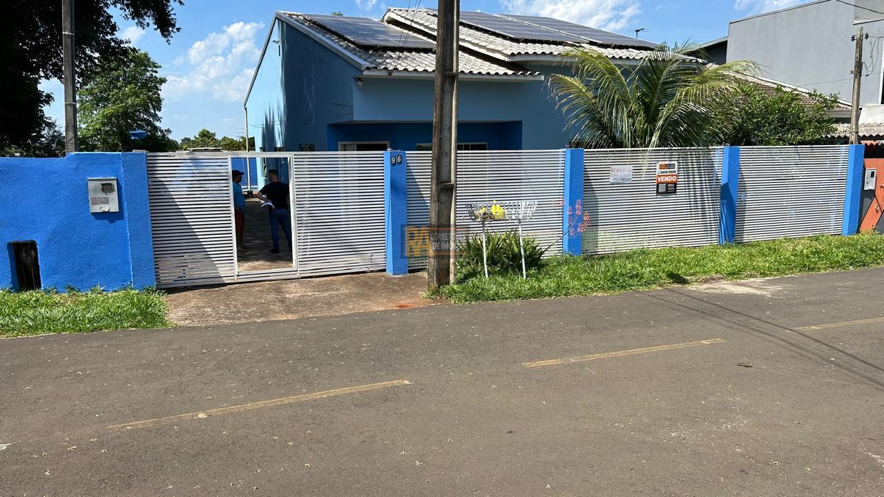 Casa à venda com 3 quartos, 470m² - Foto 1
