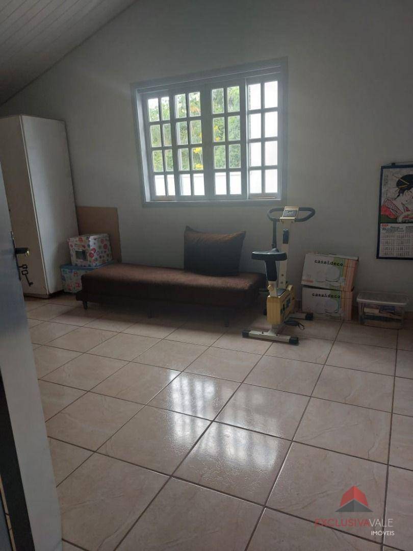 Casa de Condomínio à venda com 5 quartos, 222m² - Foto 10