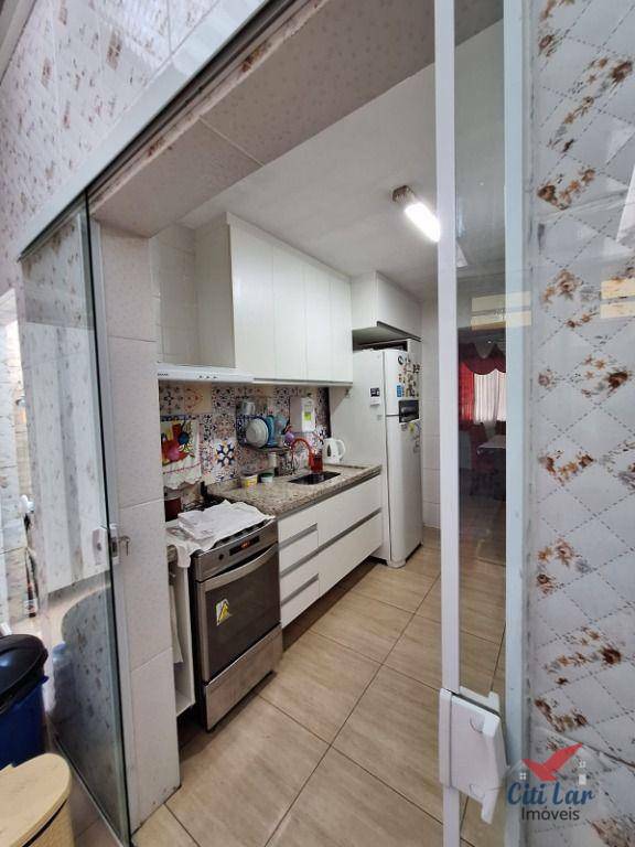 Sobrado à venda com 3 quartos, 75m² - Foto 9