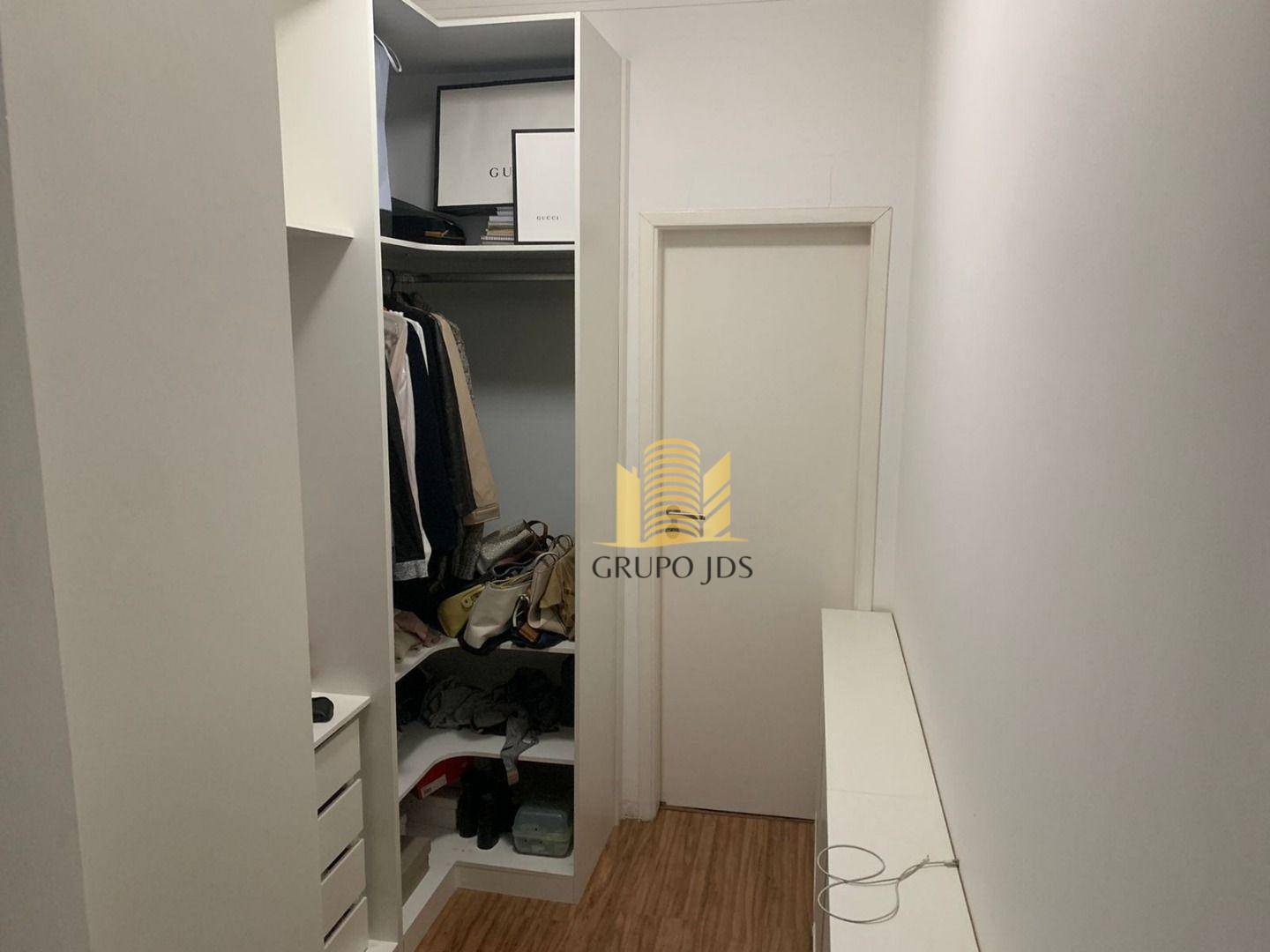 Casa à venda com 3 quartos, 250m² - Foto 19