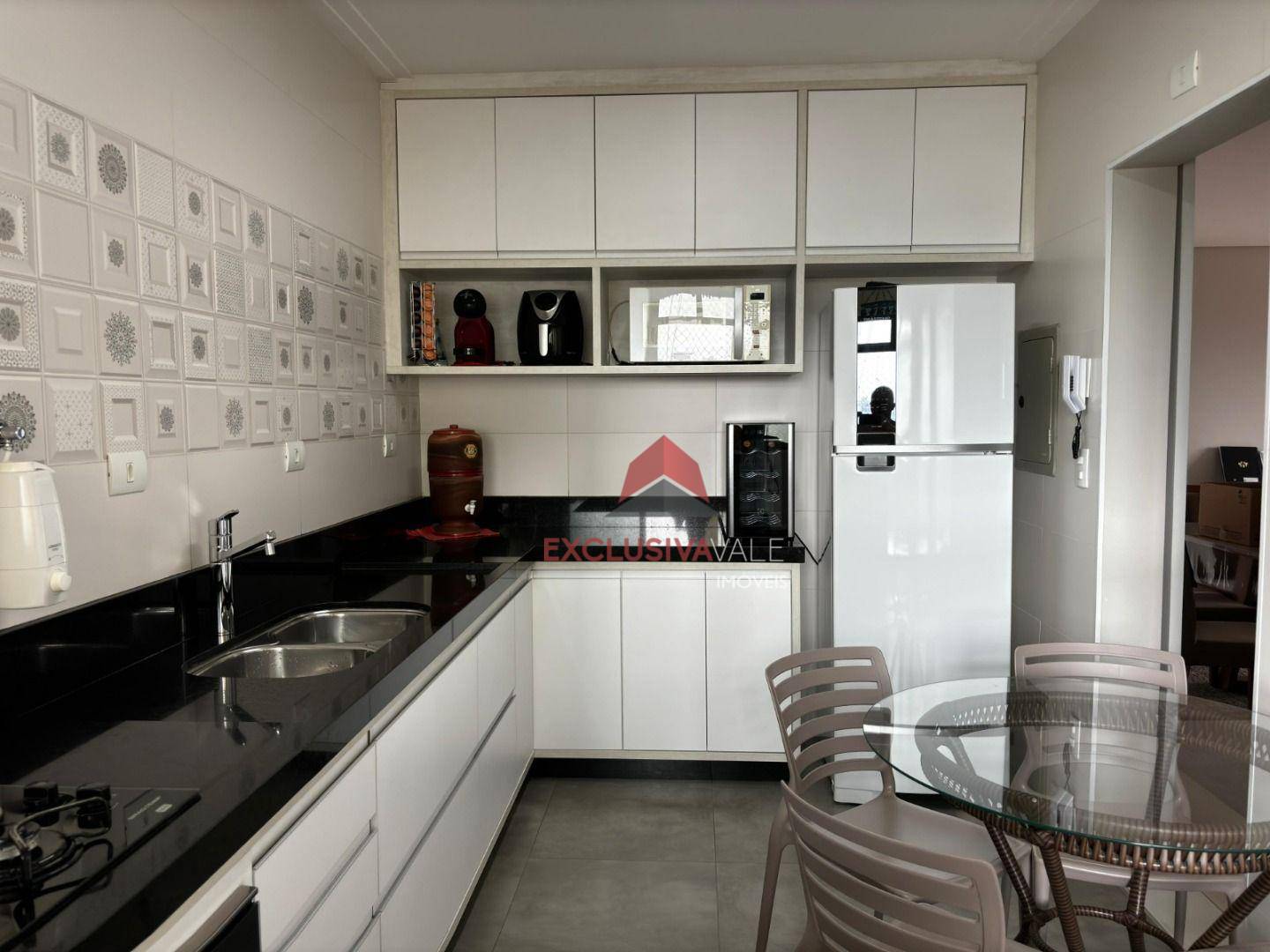 Apartamento à venda com 4 quartos, 108m² - Foto 5