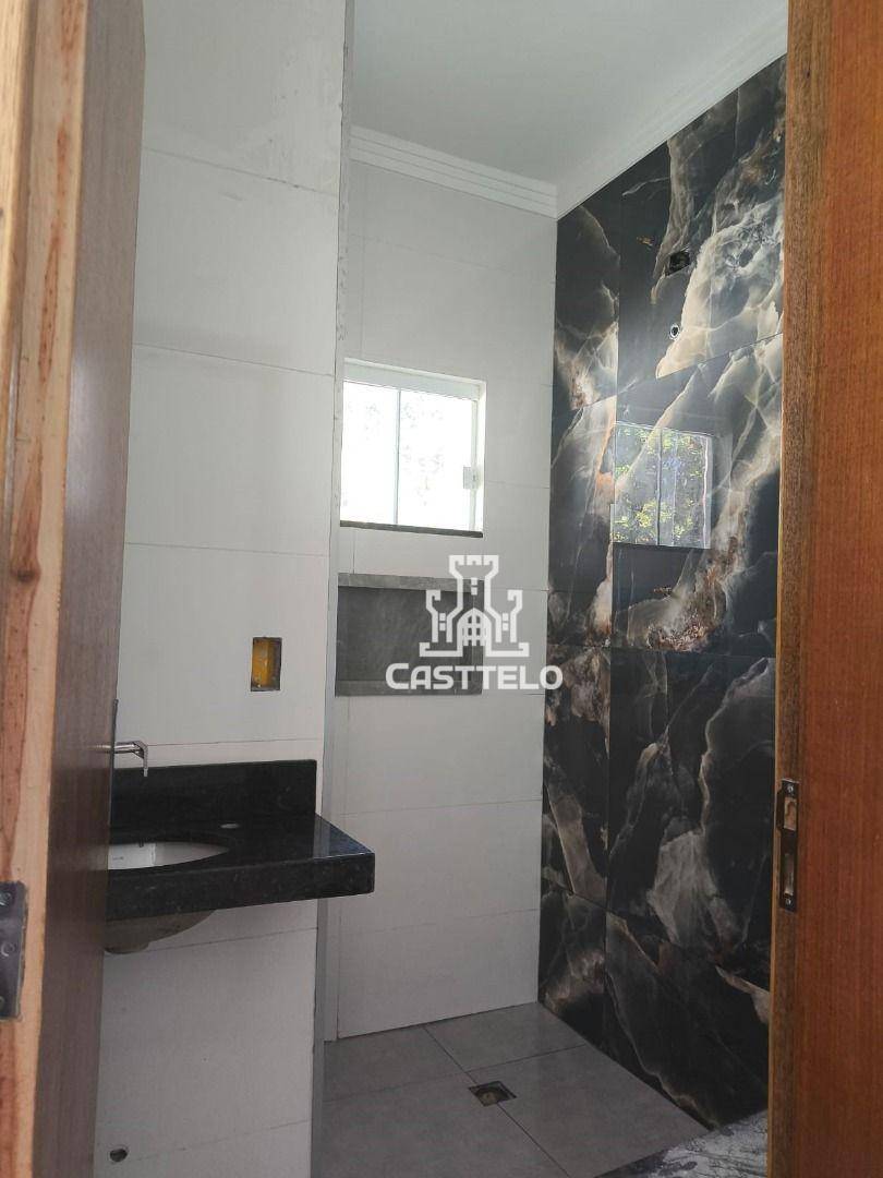 Casa à venda com 3 quartos, 85m² - Foto 13