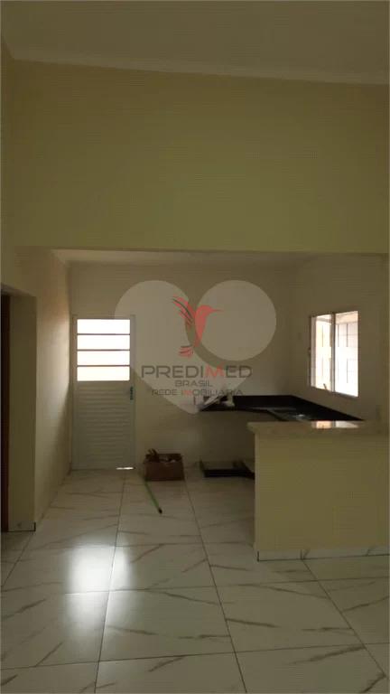 Casa à venda com 2 quartos, 98m² - Foto 3