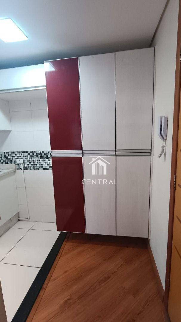 Apartamento para alugar com 3 quartos, 107m² - Foto 16