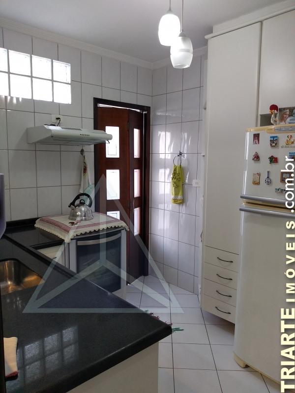 Apartamento à venda com 3 quartos, 76m² - Foto 7