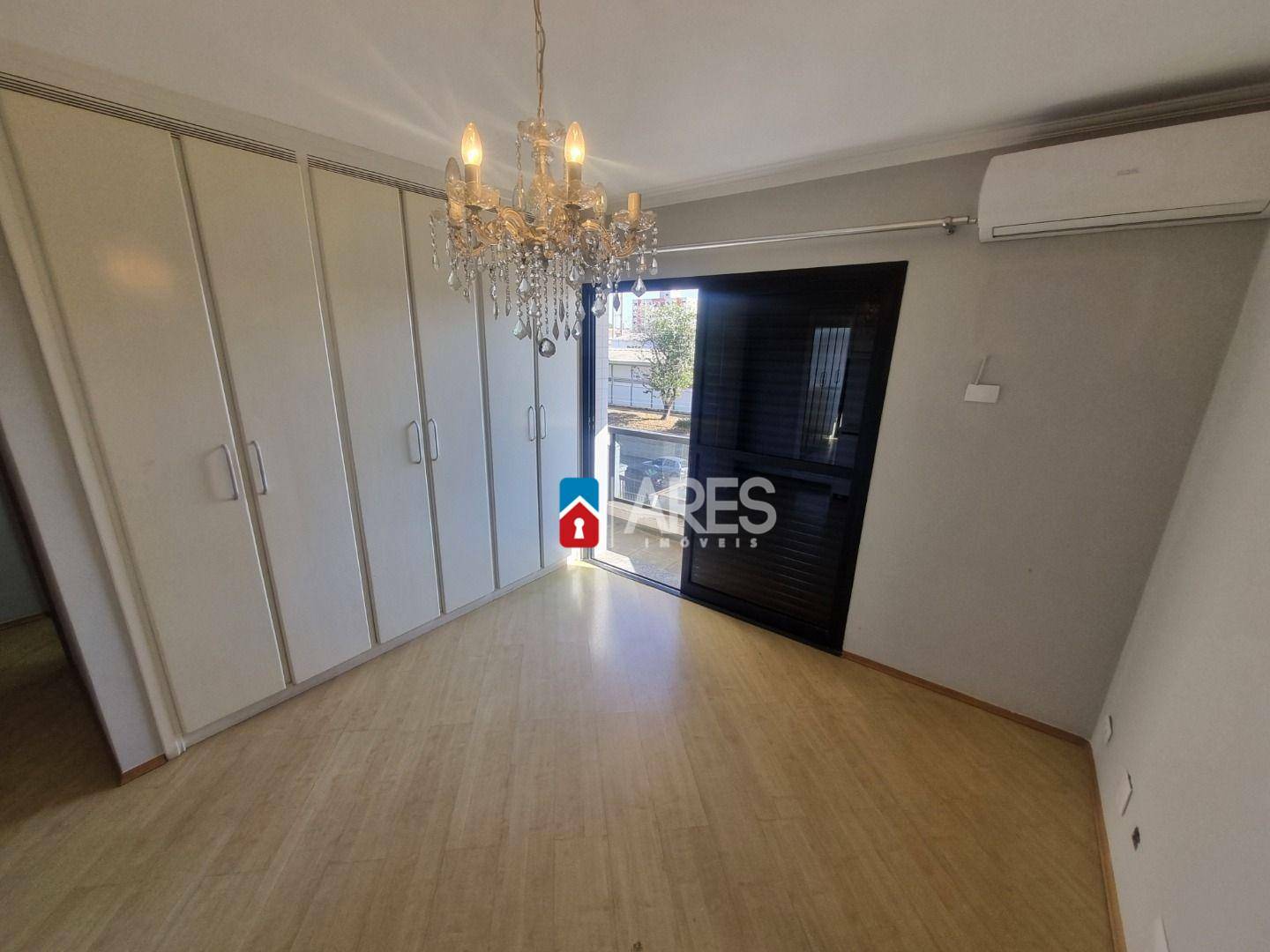 Apartamento para alugar com 4 quartos, 236m² - Foto 30