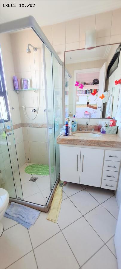 Apartamento à venda com 4 quartos, 198m² - Foto 20