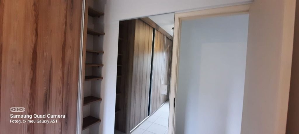 Apartamento à venda com 2 quartos, 70m² - Foto 10