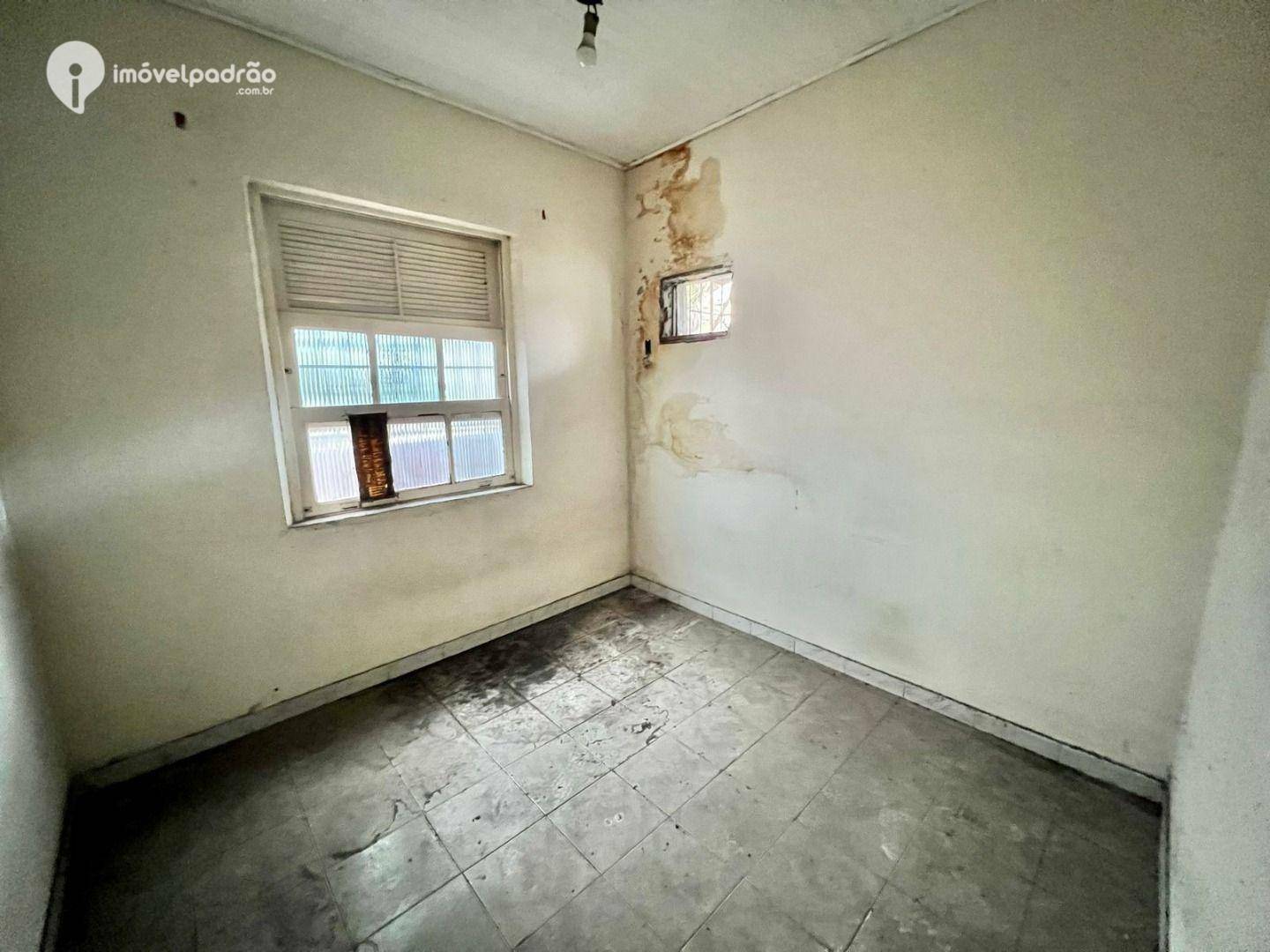 Casa para alugar com 3 quartos, 150m² - Foto 30