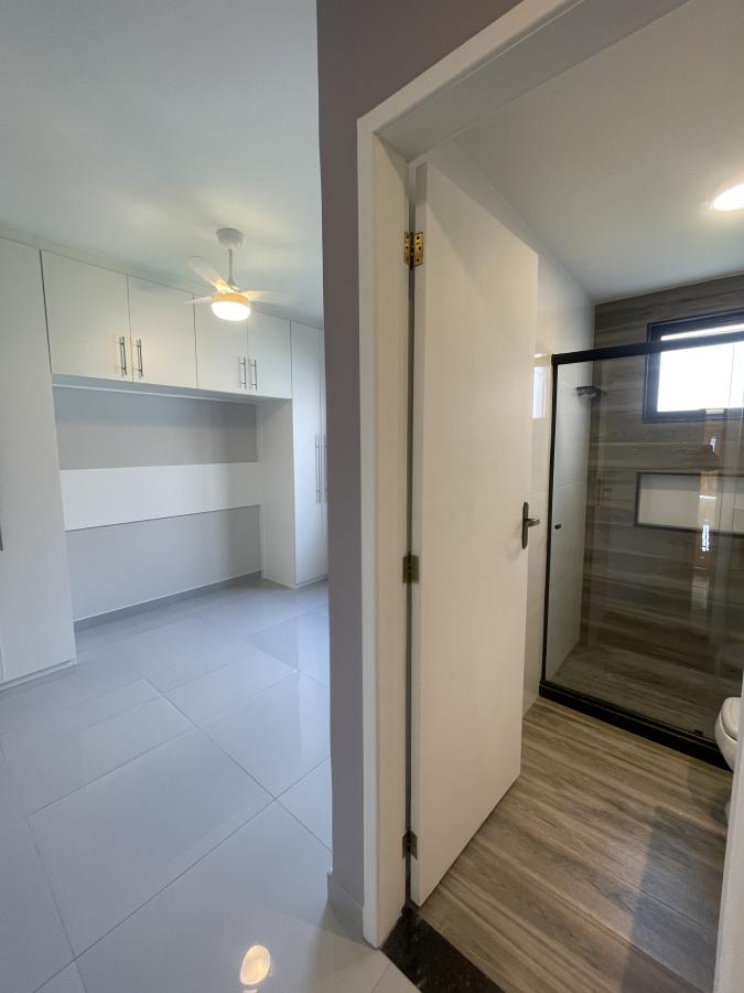 Casa à venda com 2 quartos, 240m² - Foto 14