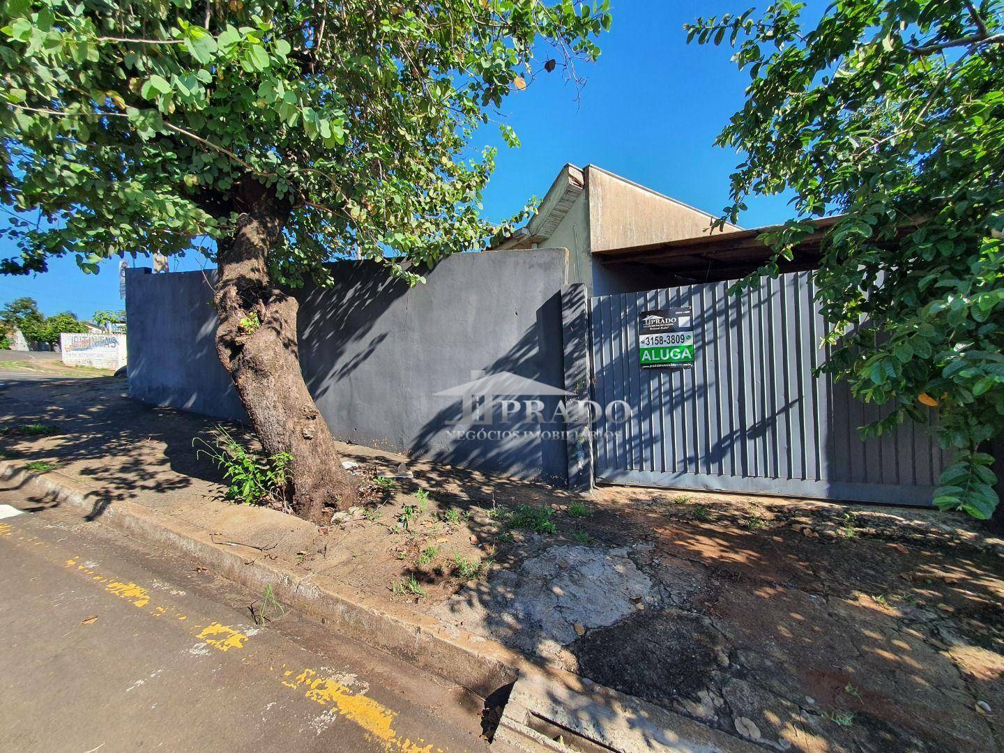 Casa para alugar com 3 quartos, 144m² - Foto 1