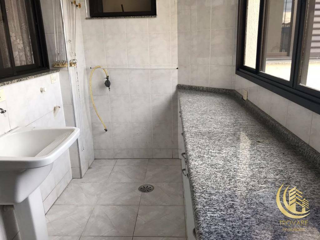 Apartamento à venda com 3 quartos, 135m² - Foto 22