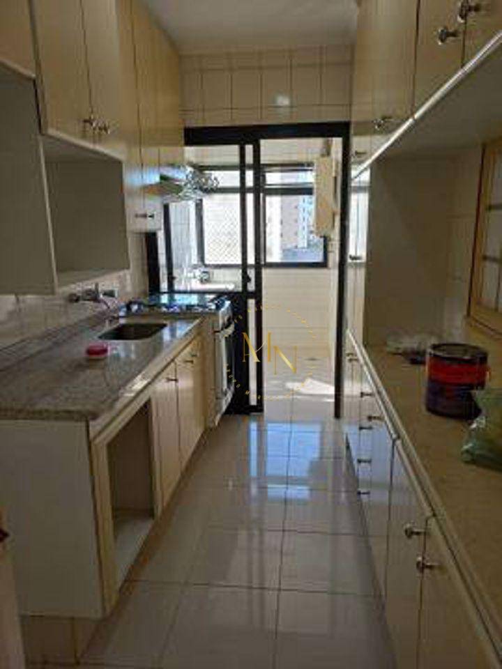 Apartamento à venda com 2 quartos, 70m² - Foto 9