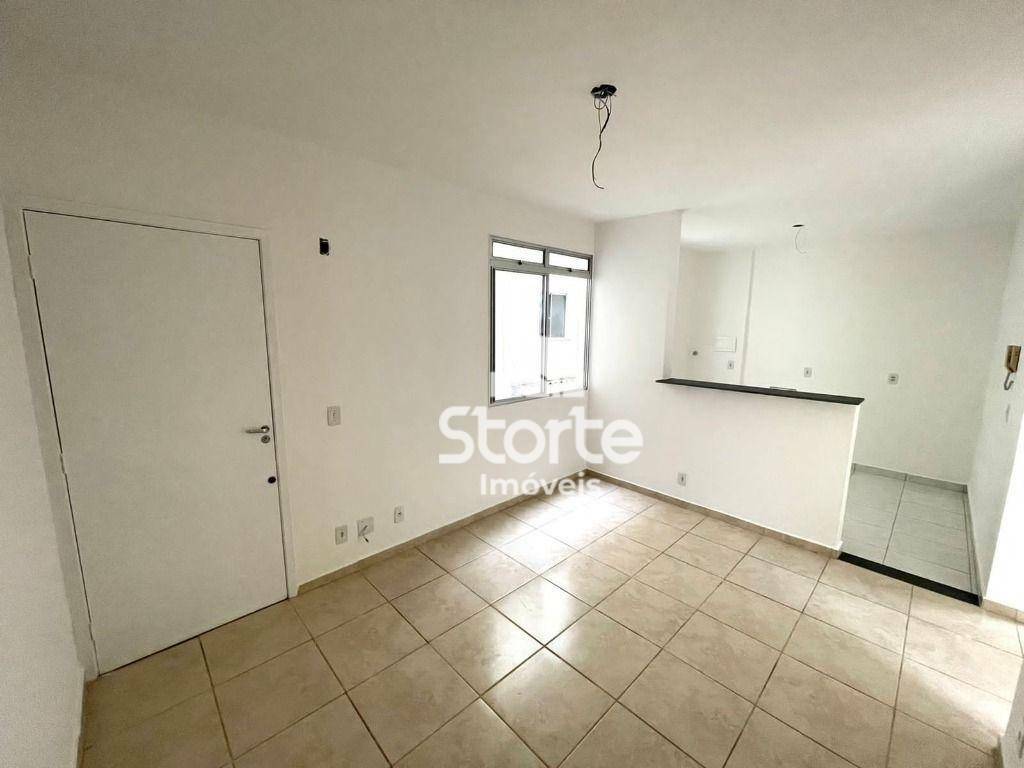 Apartamento à venda com 2 quartos, 44m² - Foto 1