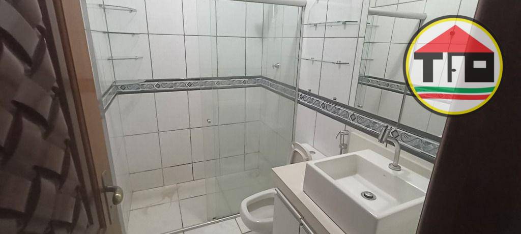 Casa para alugar com 3 quartos, 250m² - Foto 21