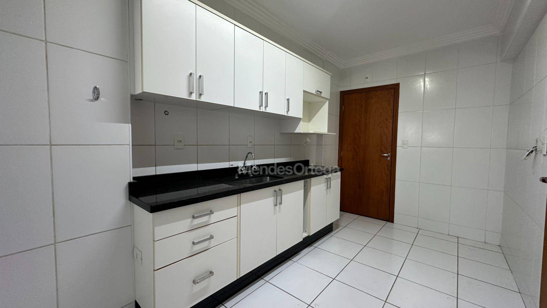 Apartamento à venda com 3 quartos, 94m² - Foto 5