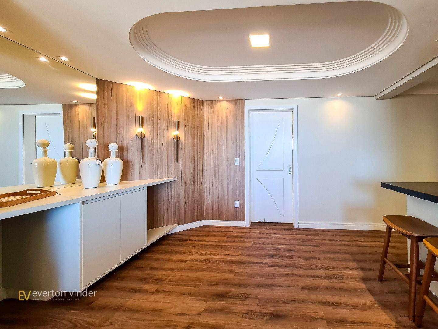 Apartamento à venda com 3 quartos, 165m² - Foto 24