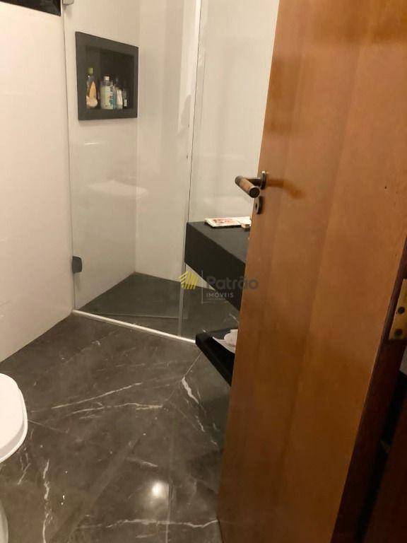 Apartamento à venda com 3 quartos, 139m² - Foto 4