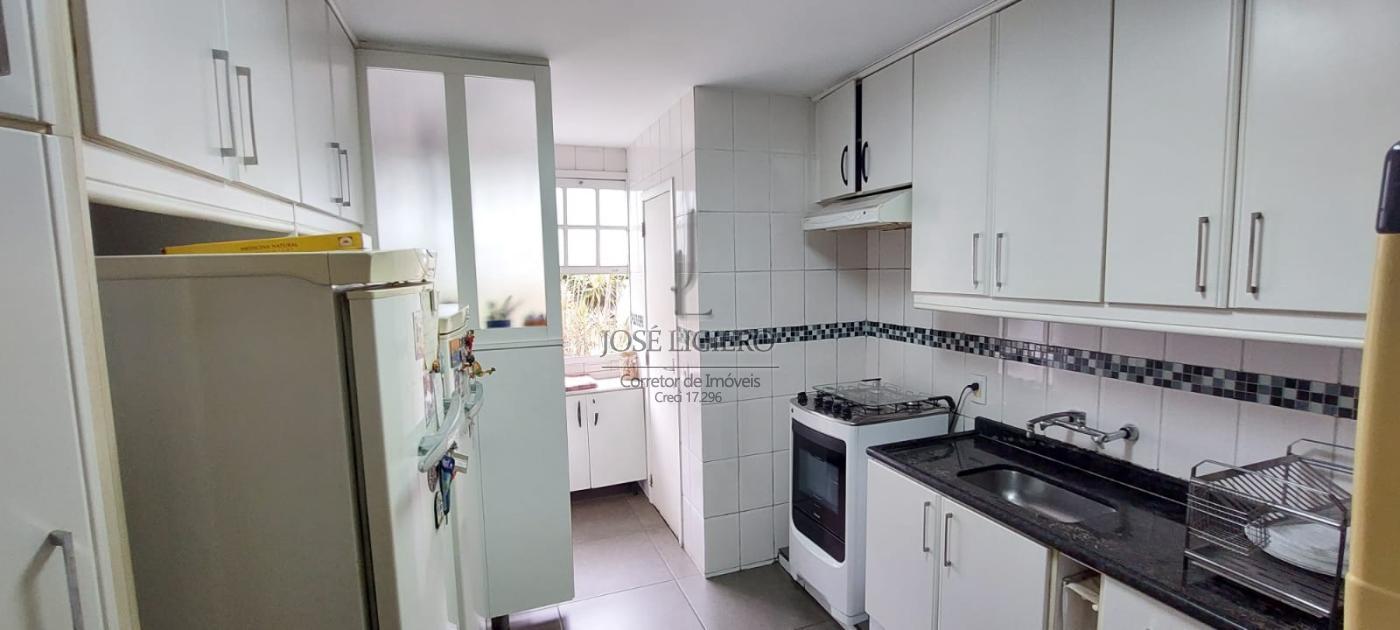 Apartamento à venda com 2 quartos, 80m² - Foto 21