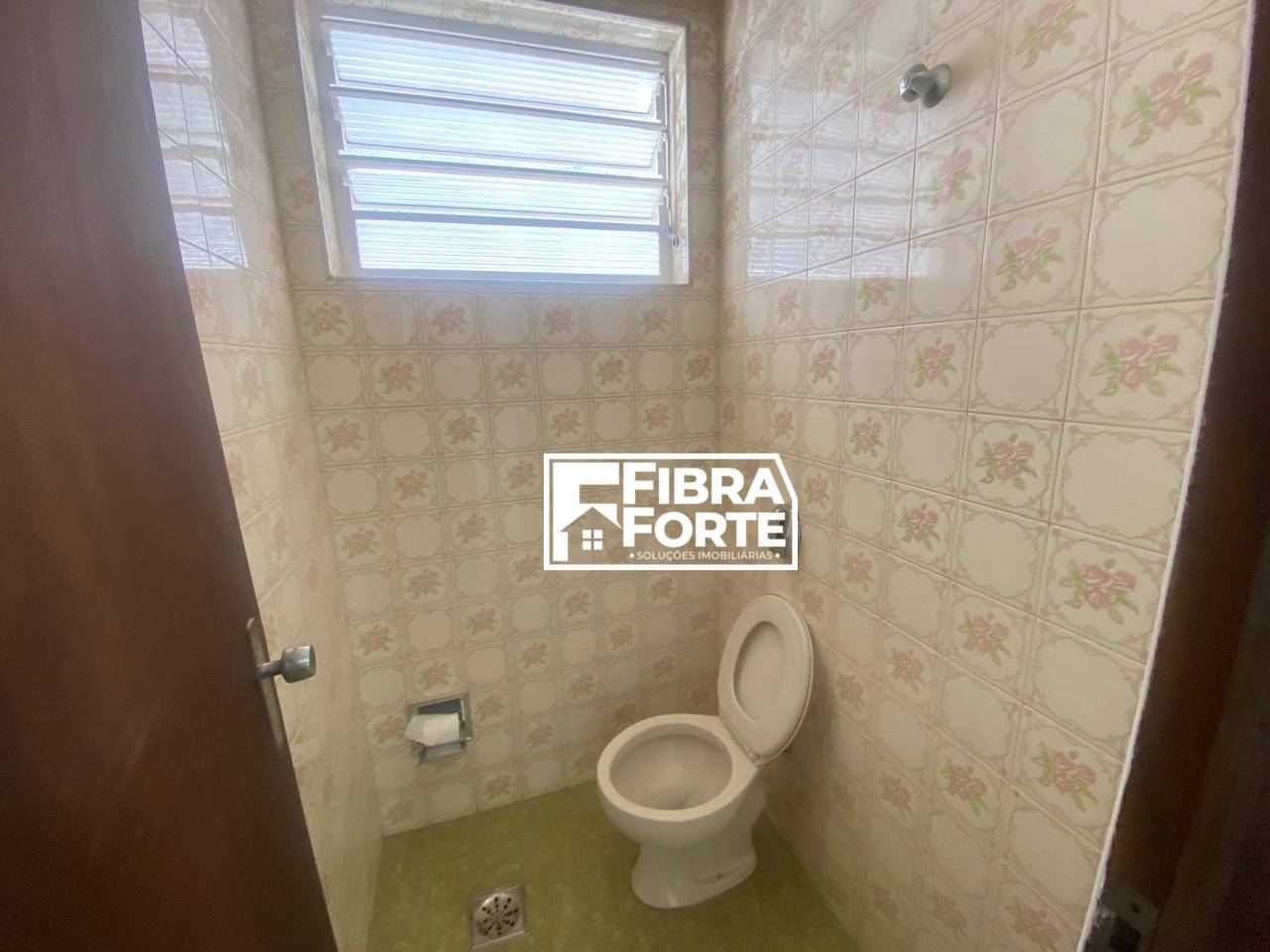 Casa, 5 quartos, 260 m² - Foto 4