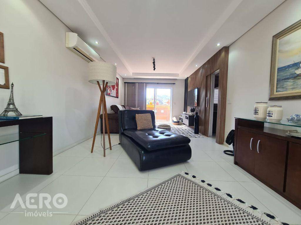 Casa de Condomínio à venda com 3 quartos, 232m² - Foto 19