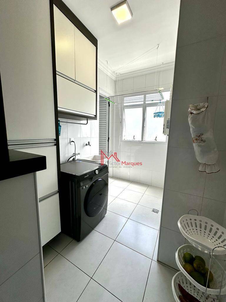 Apartamento à venda com 3 quartos, 125m² - Foto 22