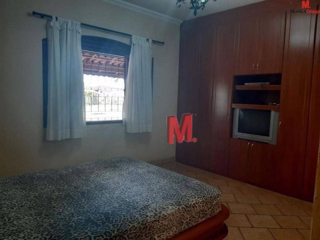 Chácara à venda com 3 quartos, 300m² - Foto 24