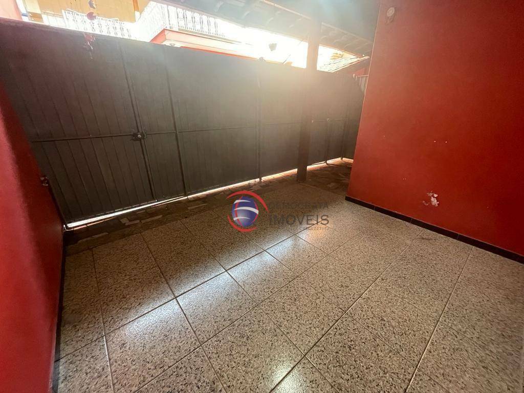 Sobrado à venda com 3 quartos, 380m² - Foto 17