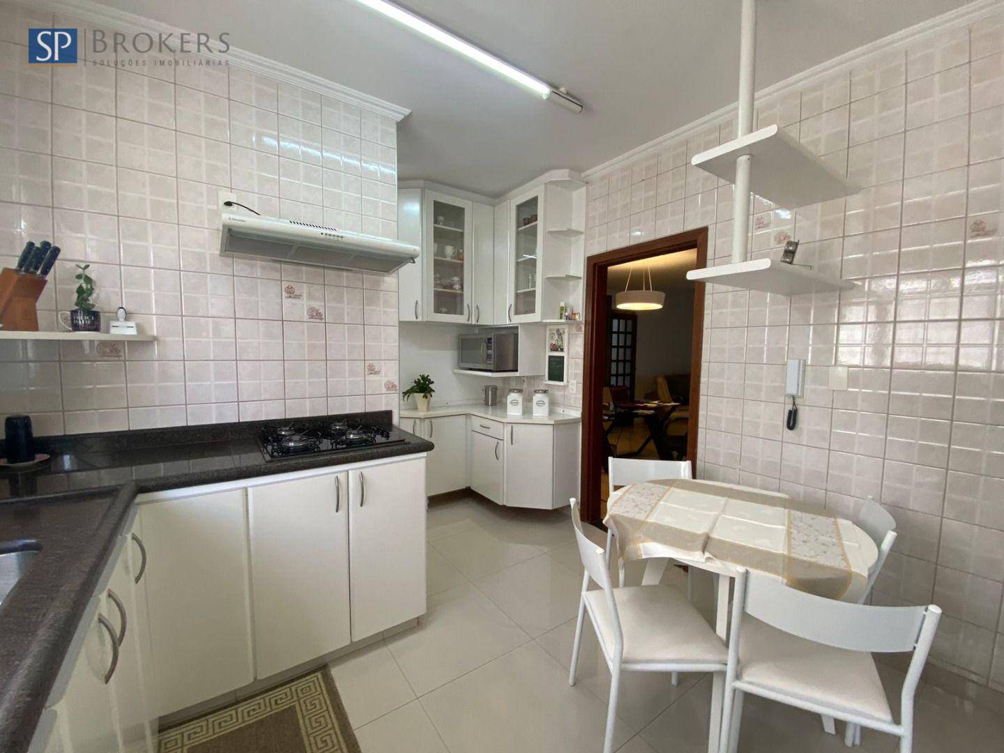 Casa de Condomínio à venda com 4 quartos, 360m² - Foto 10