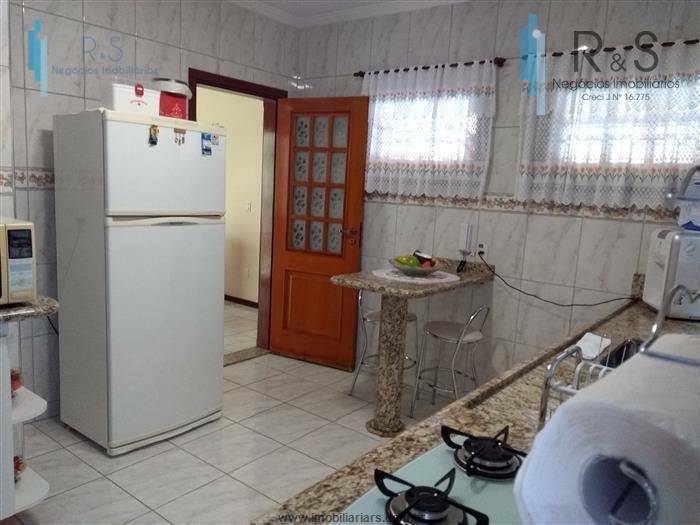 Casa à venda com 4 quartos, 190m² - Foto 8