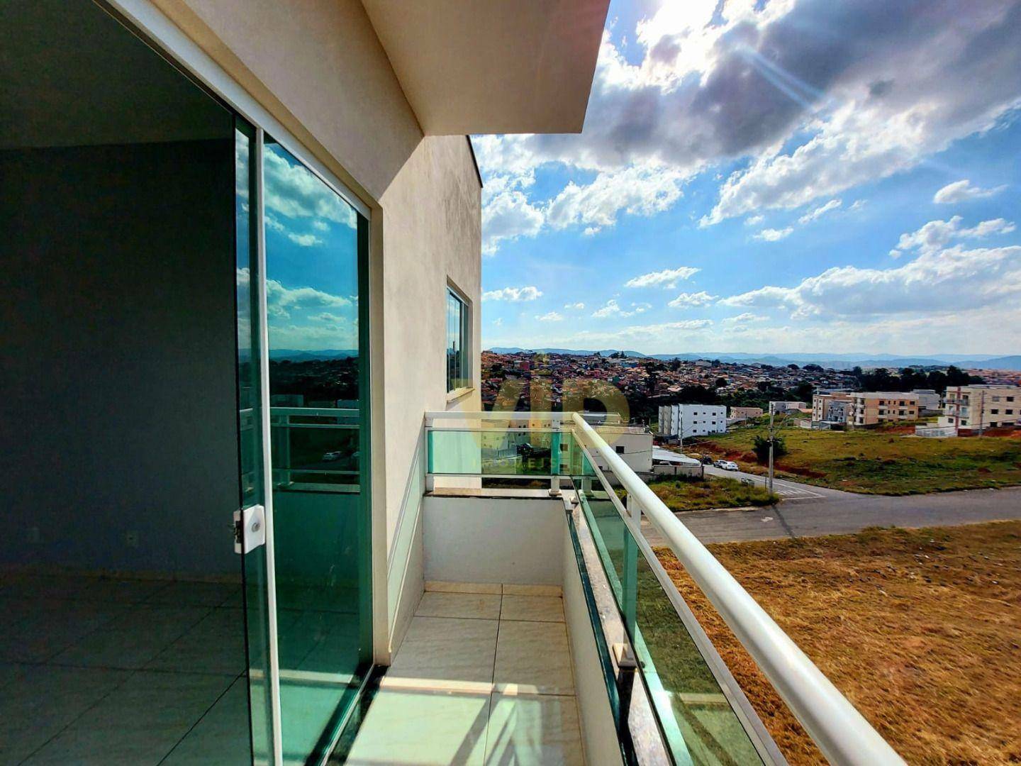 Apartamento à venda com 2 quartos, 60m² - Foto 1