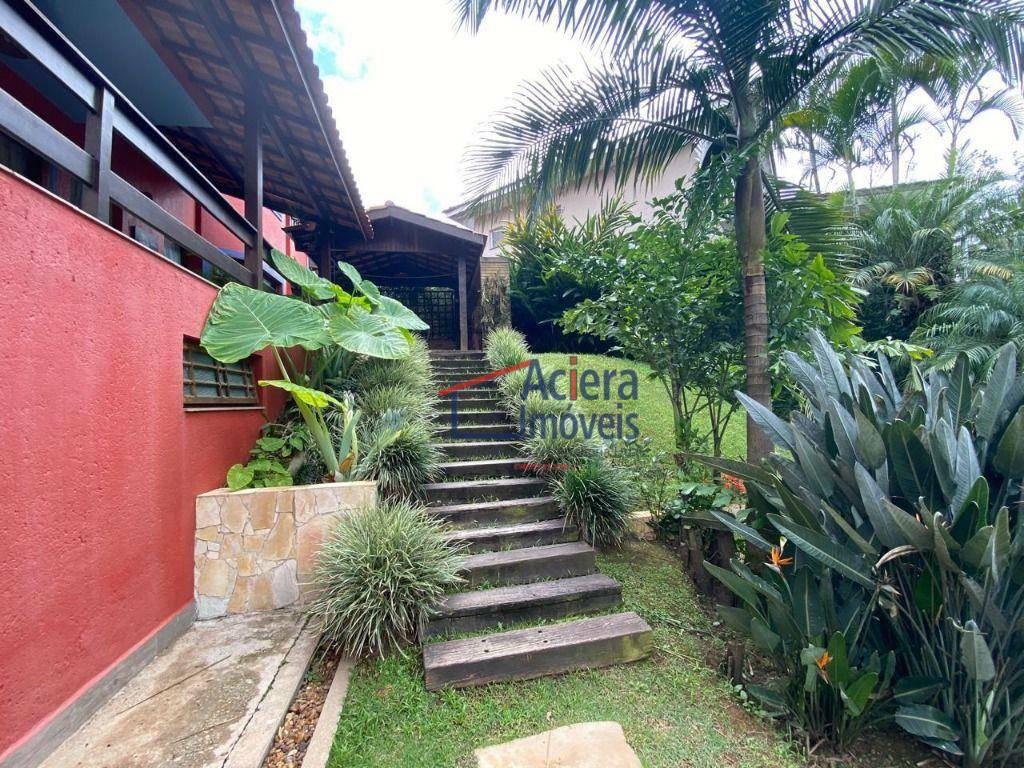 Casa de Condomínio à venda e aluguel com 4 quartos, 271m² - Foto 4