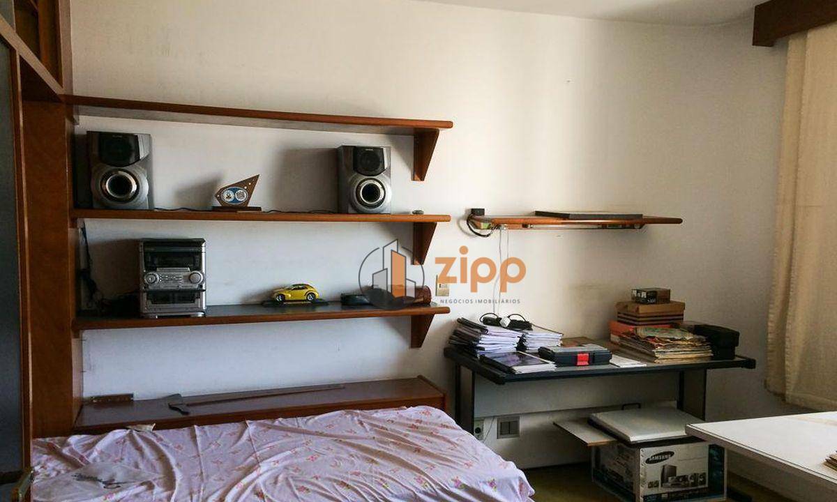 Apartamento à venda com 4 quartos, 211m² - Foto 8