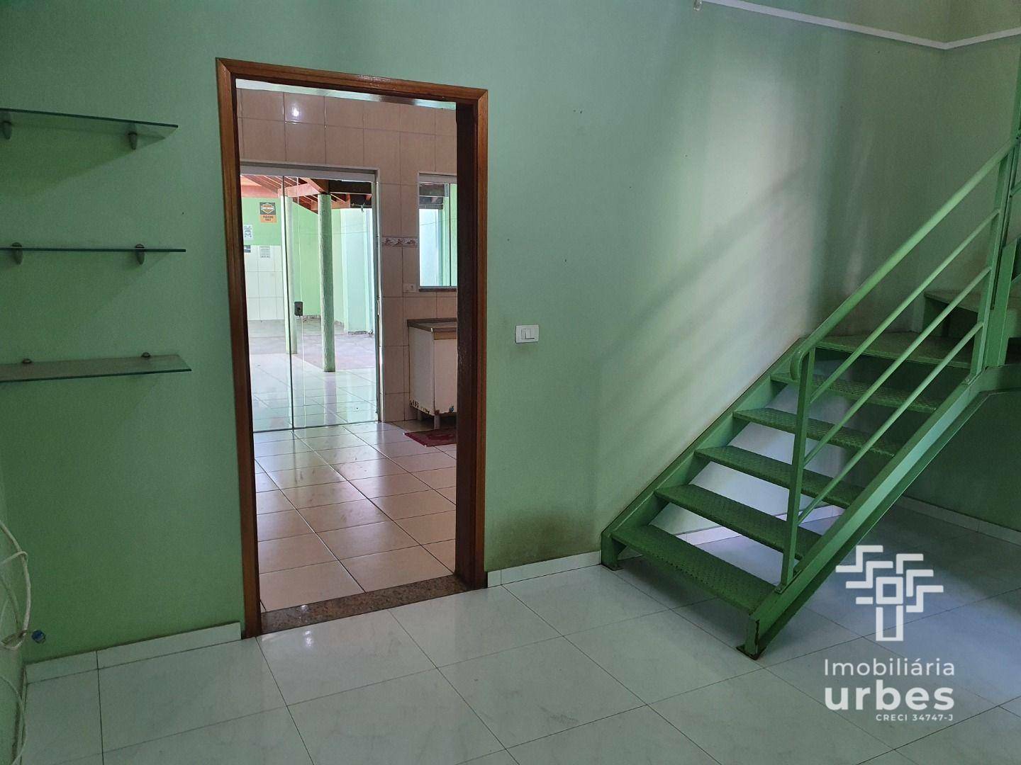 Casa à venda com 2 quartos, 136m² - Foto 3