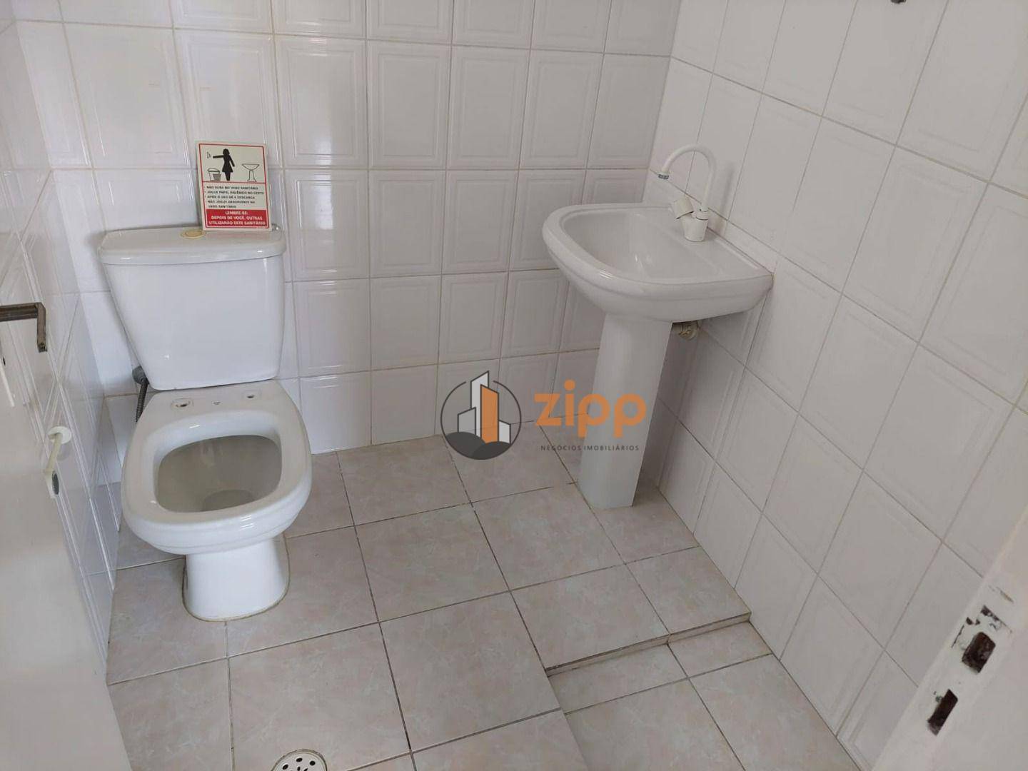 Sobrado à venda com 2 quartos, 180m² - Foto 3