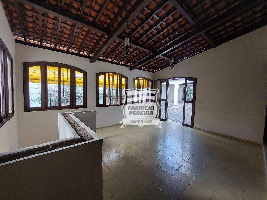 Casa à venda com 4 quartos, 390m² - Foto 19