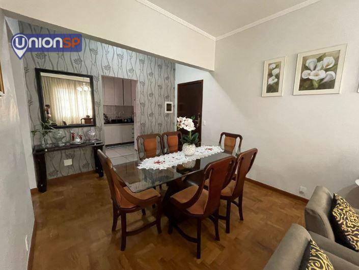 Apartamento à venda com 2 quartos, 87m² - Foto 2