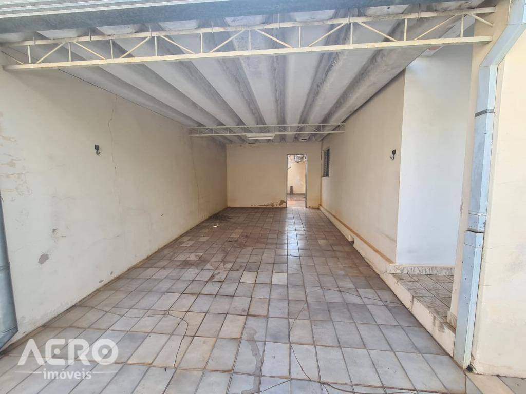 Casa à venda com 3 quartos, 160m² - Foto 18