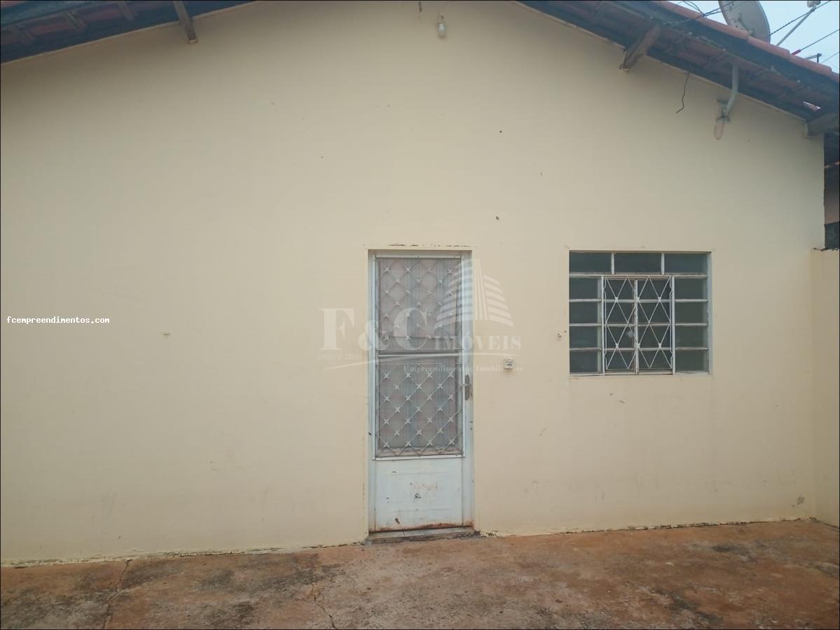 Casa à venda com 2 quartos, 200m² - Foto 9