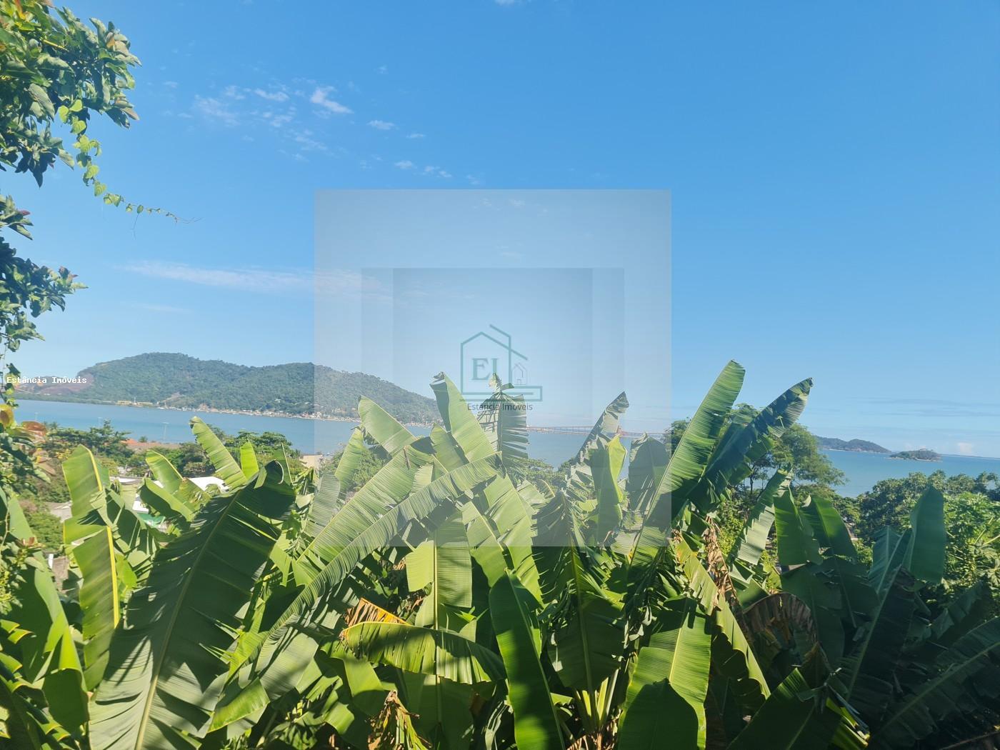 Casa à venda com 3 quartos, 250m² - Foto 10