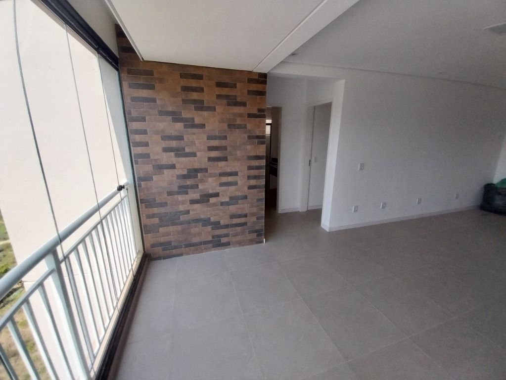 Apartamento para alugar com 2 quartos, 70m² - Foto 7