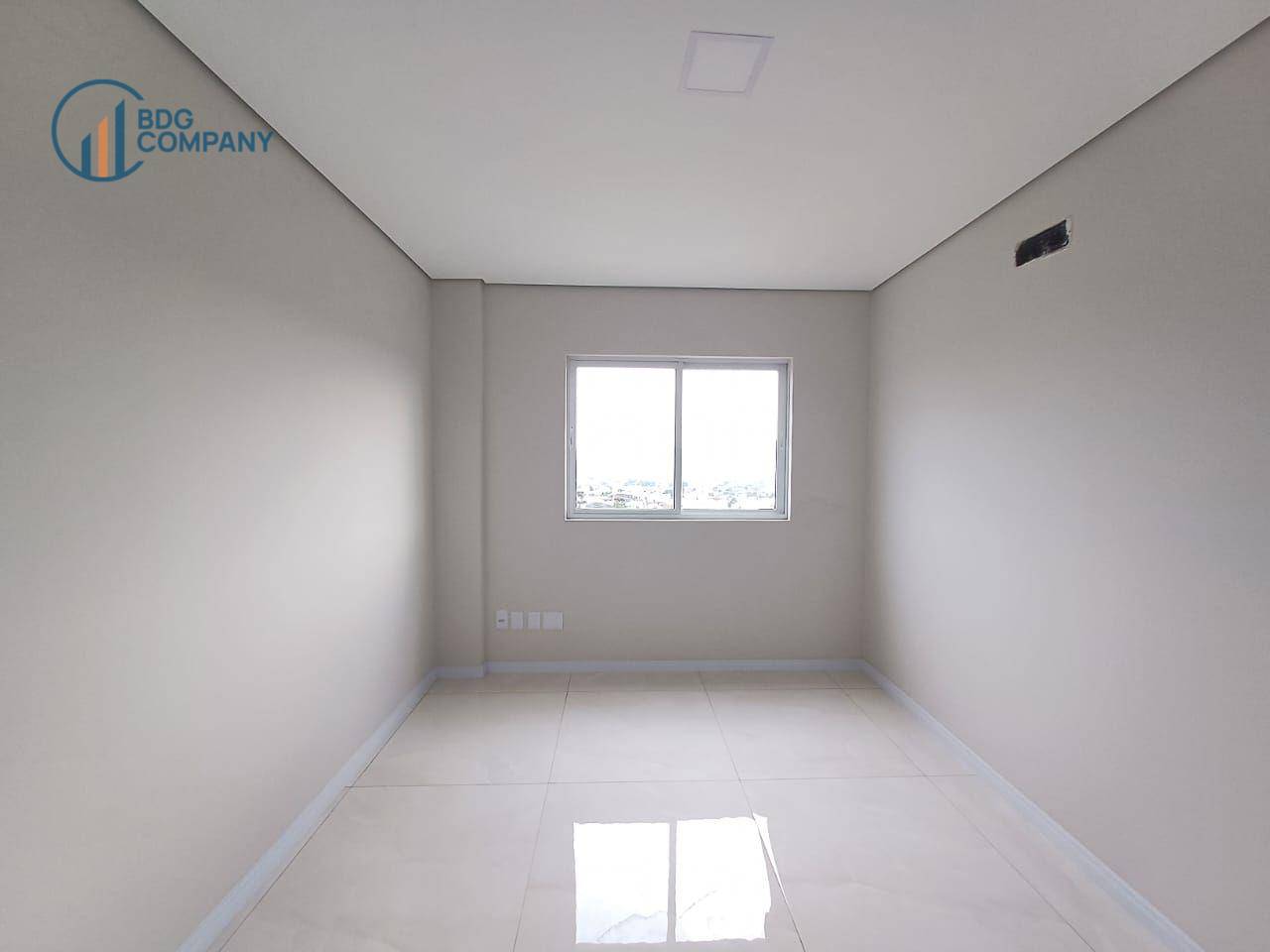 Apartamento à venda e aluguel com 2 quartos, 73m² - Foto 40