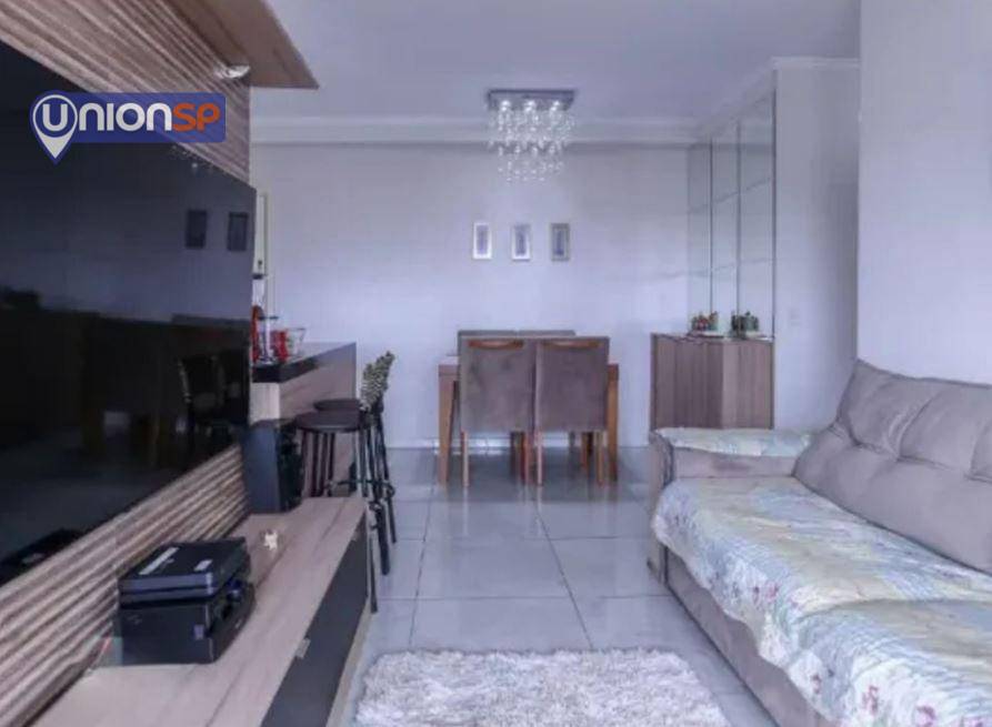 Apartamento à venda com 2 quartos, 62m² - Foto 1