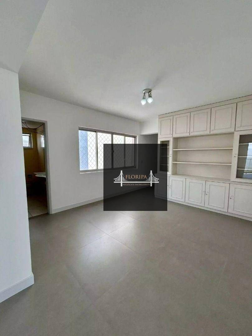 Apartamento à venda com 4 quartos, 155m² - Foto 11