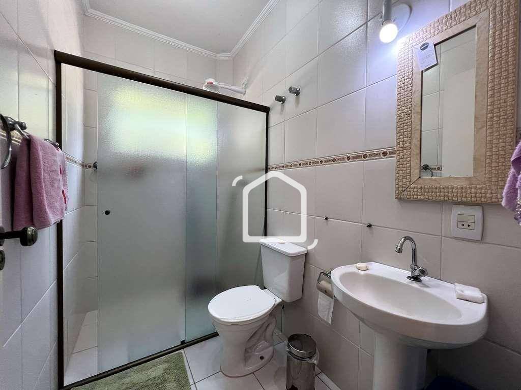 Casa de Condomínio à venda com 4 quartos, 400m² - Foto 35