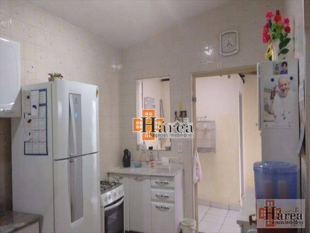Casa à venda com 3 quartos, 110m² - Foto 7
