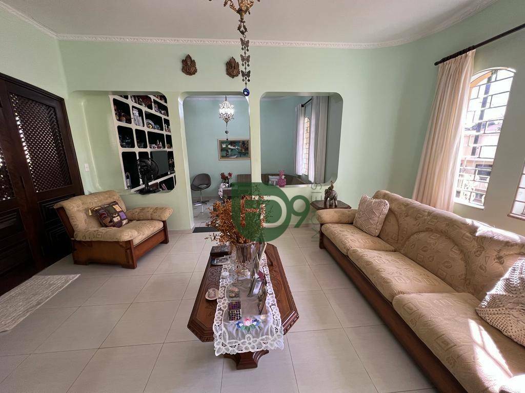 Casa à venda com 4 quartos, 350m² - Foto 8