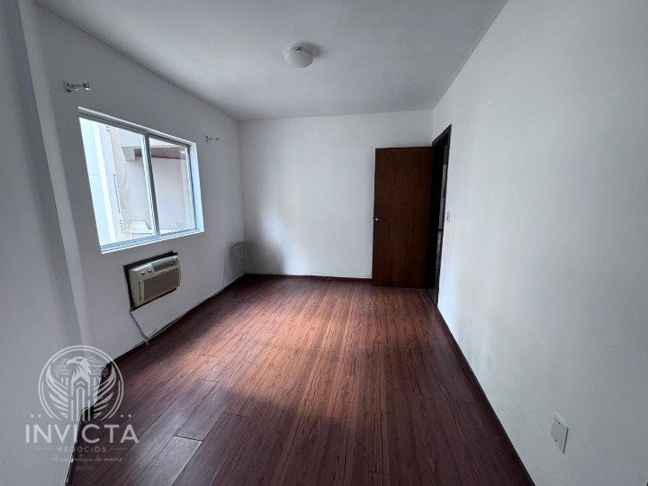 Apartamento à venda com 3 quartos, 134m² - Foto 7