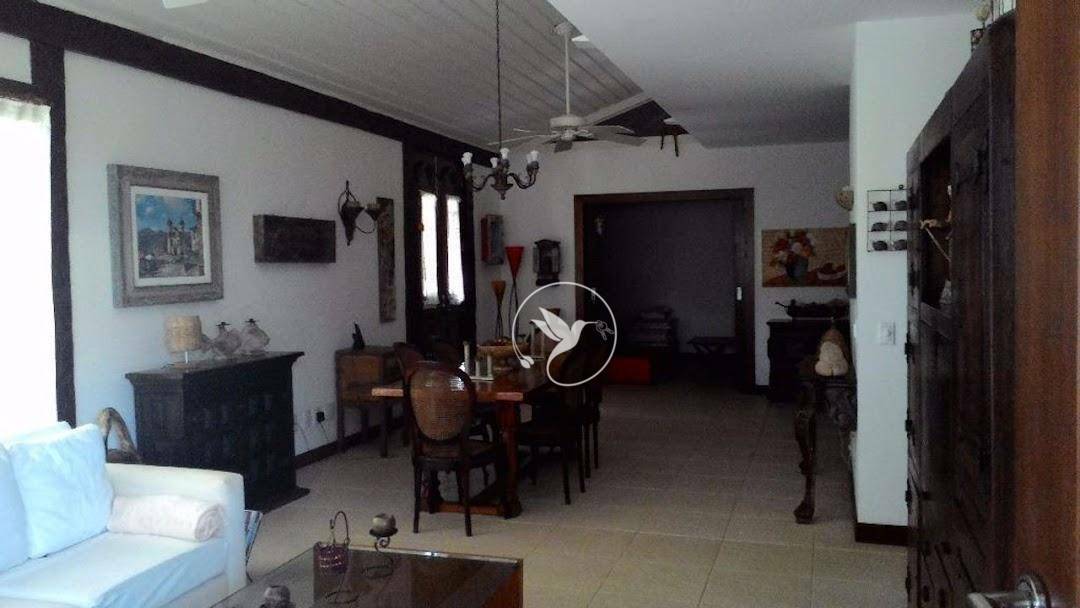 Casa de Condomínio à venda com 4 quartos, 200m² - Foto 3