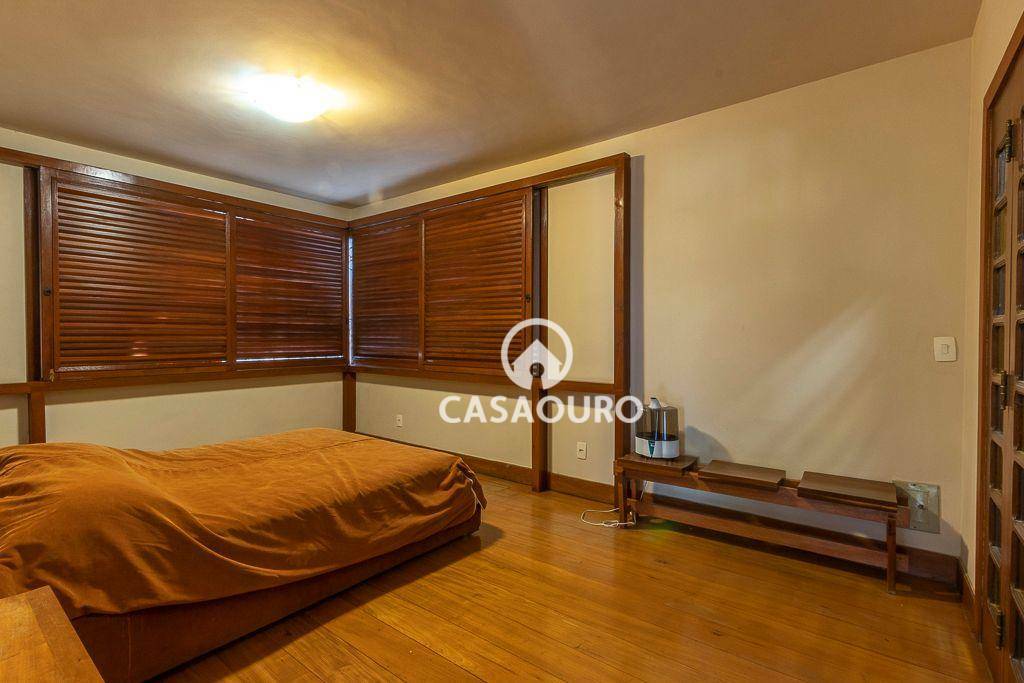 Casa à venda com 5 quartos, 750m² - Foto 33